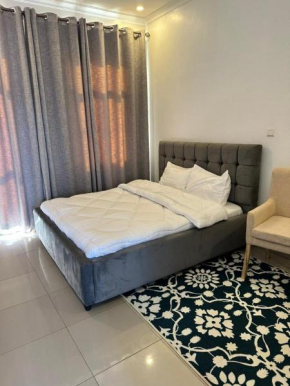 Le Continent Guest House
